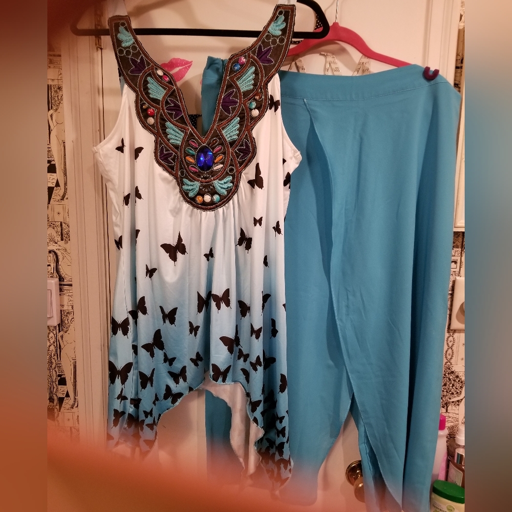 New.Butterfly sheer jeanie pants outfit. Sz XL